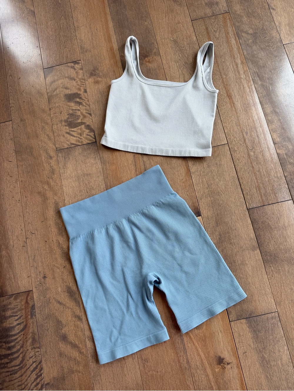 OQQ Light Blue Ribbed Knit Athleisure Set - Crop Top & High-Waist Shorts Size L